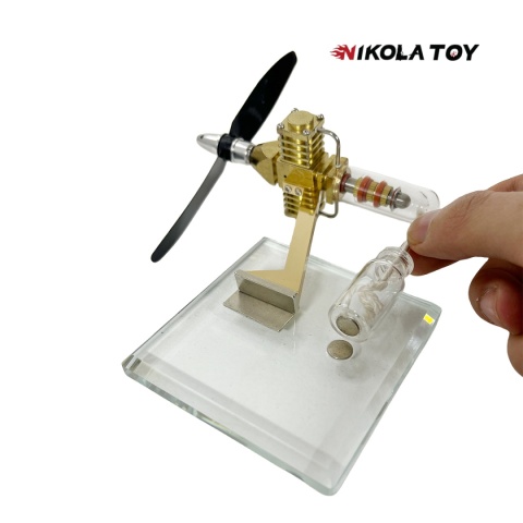 NK-25110 porównanie do ręki w rzeczywistości