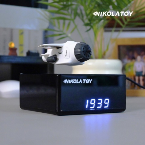 NK-2524 Zegarek cyfrowy z unoszącym się samolotem