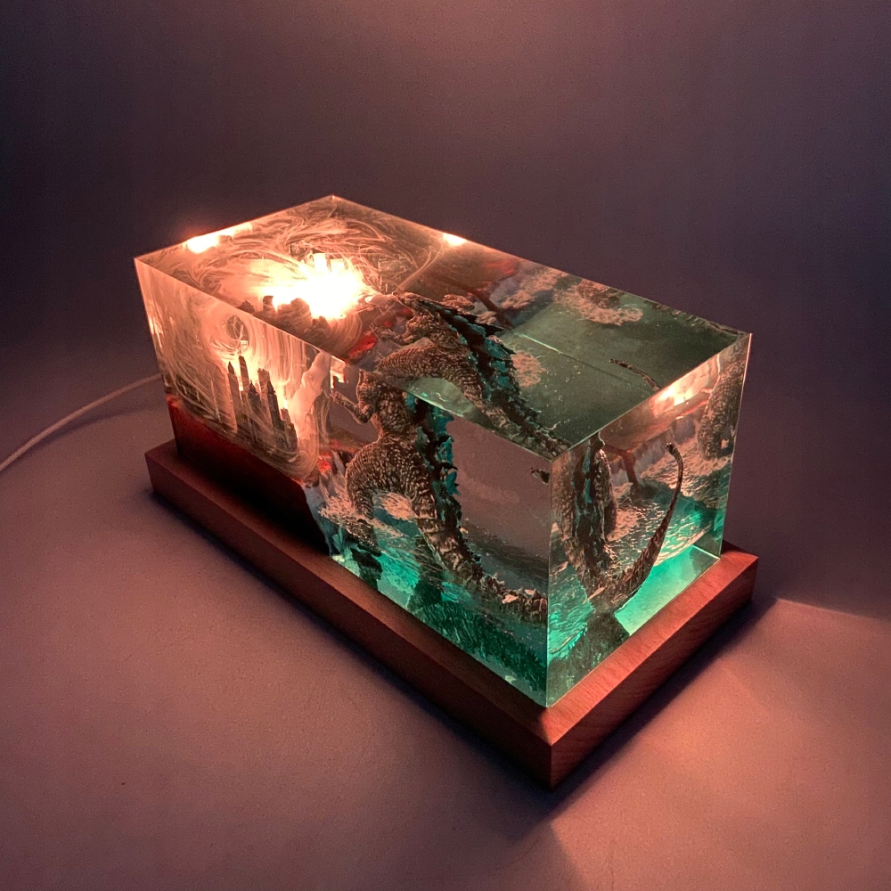 Nowoczesna Lampka na biurko z żywicy motyw Godzilla, resin, LED RGB, pilot - obrazek 4